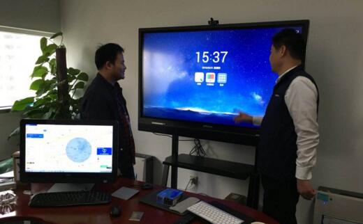 智能會(huì)議平板,現(xiàn)代會(huì)議室解決方案